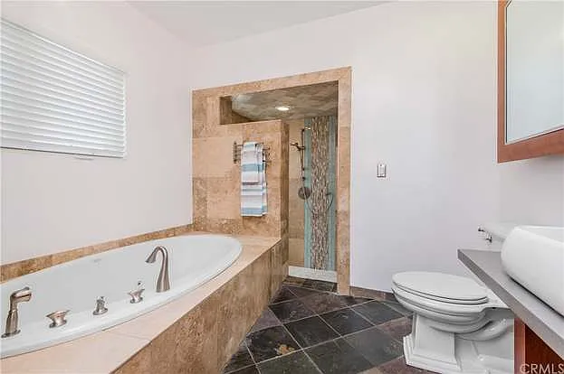 3316 Crest Dr — Photo 62