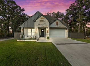 105 Water Oak Rd, Trinidad, TX 75163