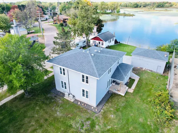 108 N Main St, New Lisbon, WI 53950