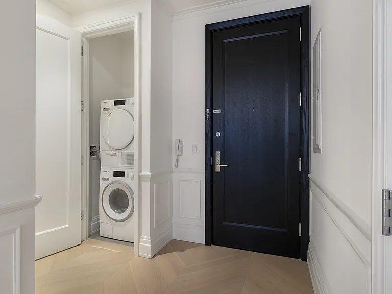 108 Leonard St #12R — Photo 4