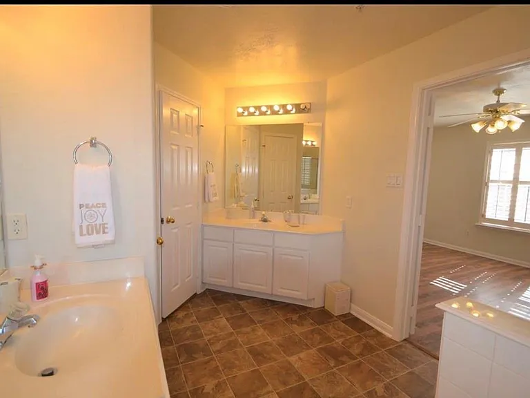 2710 Grants Lake Blvd #J10 — Photo 20