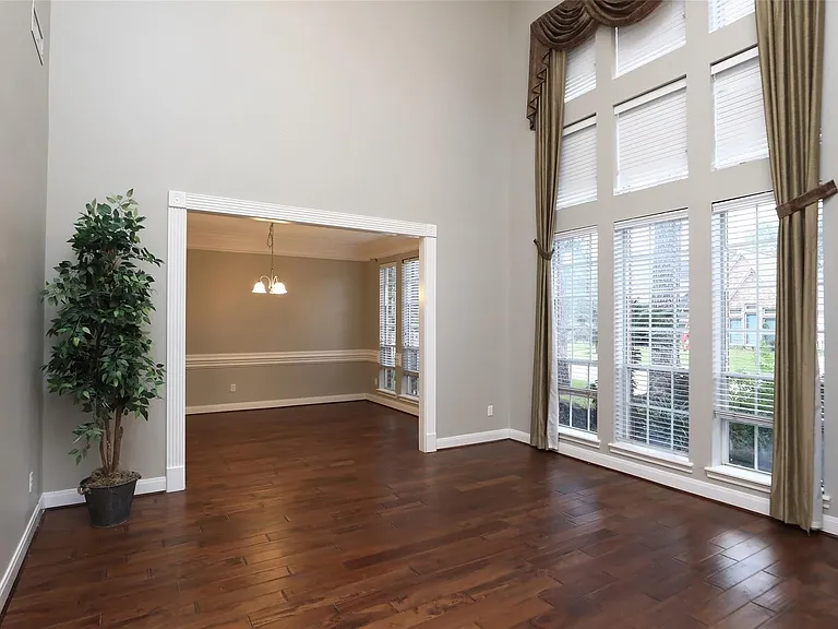 7906 Tizerton Ct — Photo 8