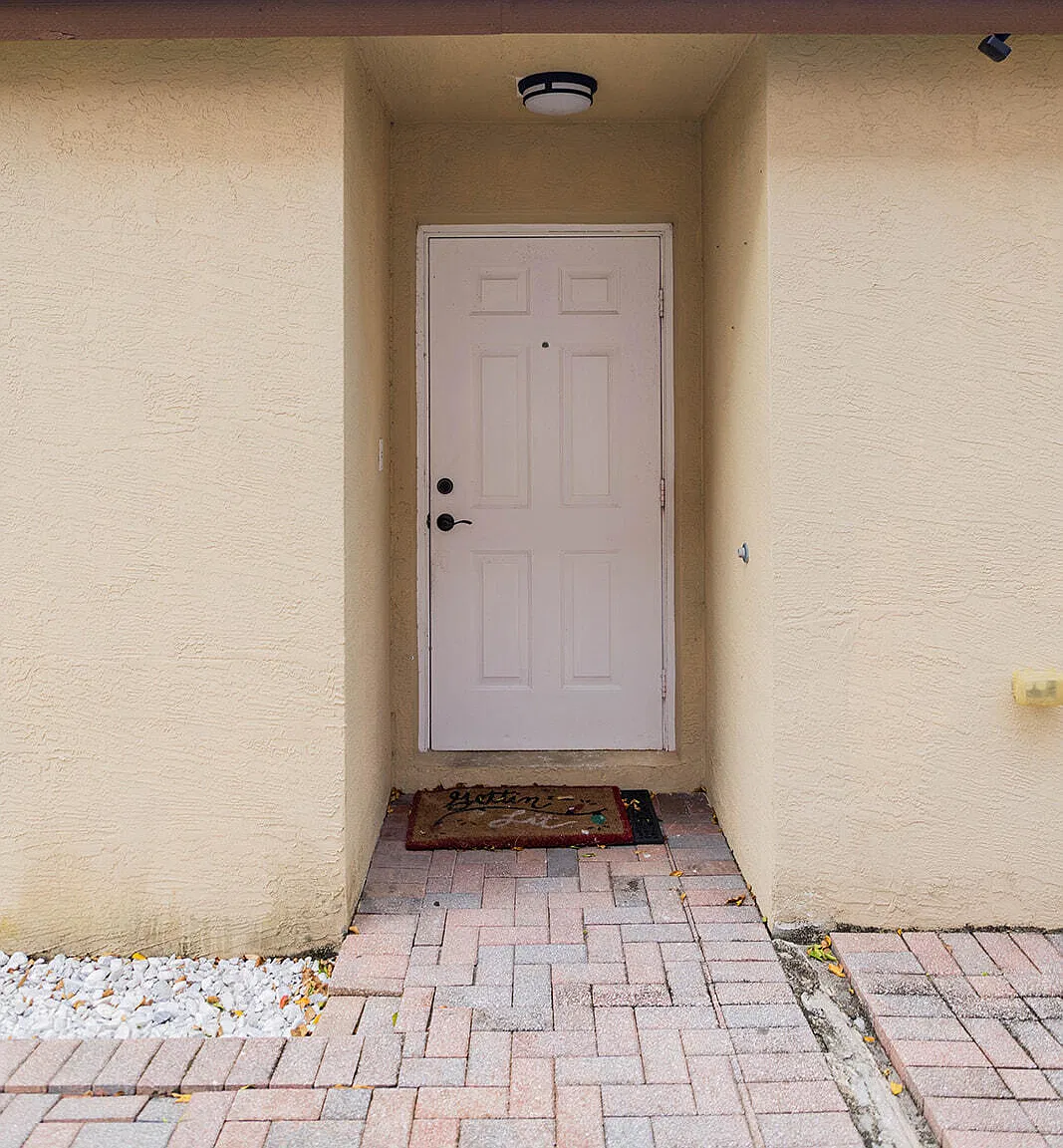 4 bed, 2.0 bath, 1584 sqft, $3,100 — Photo 3
