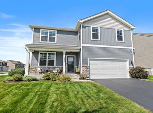 1620 Emma Ct, Hampshire, IL 60140