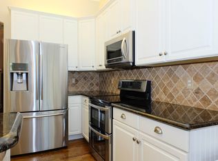 1827 Commodore Point Dr, Fleming Island, FL 32003