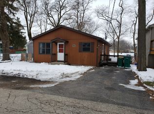 37446 N Park Ln E, Lake Villa, IL 60046