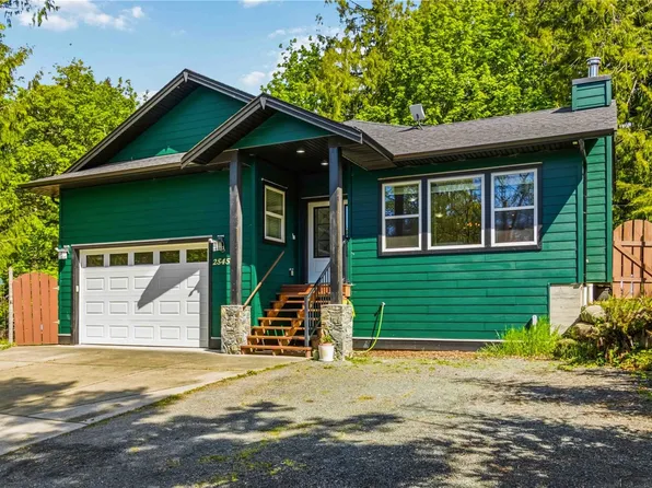 2545 Eaglecrest Dr, Capital, BC V9Z 0K2