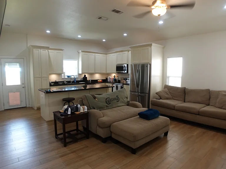 1012 Tesoro Hls — Photo 5