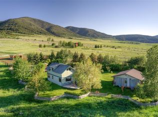 420 Williams Rd E, Gallatin Gateway, MT 59730