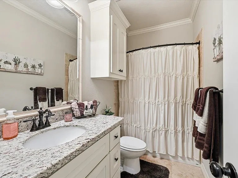 302 Spring Brook Ct — Photo 11