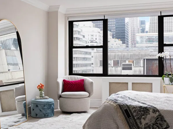 166 East 61st Street image 1 of 6