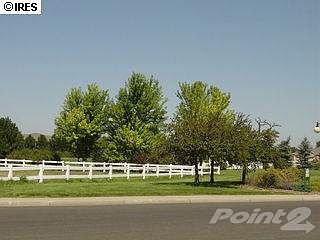 2003 Crestview open space to one side