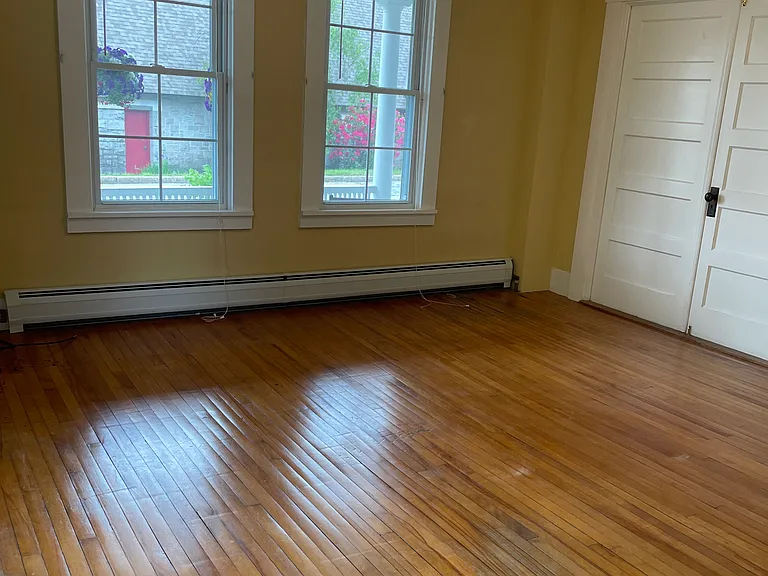 12 Grove St — Photo 2