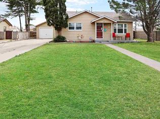 121 E Green Acres Dr, Hobbs, NM 88240
