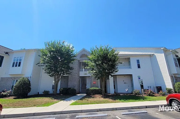 210 Fullford Ln #102 — Photo 30