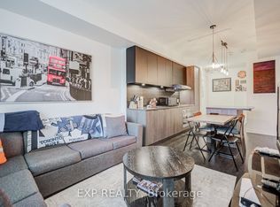 223 Saint Clair Ave W UNIT 209, Toronto, ON M4V1R4