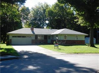 4555 NE 56th St, Kansas City, MO 64119