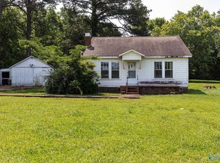 1316 E Willow St, Scottsboro, AL 35768