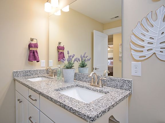 These photos are representative of this floor plan, but all options may not be available in every co