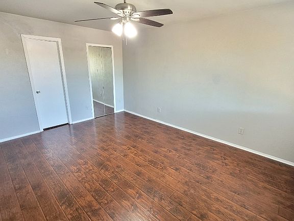4th image of 1731 Delaford Dr