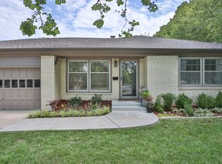 5820 Park Holw, Wichita, KS 67208