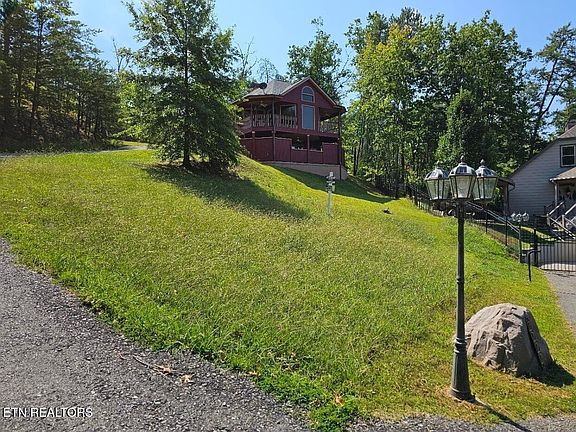 2nd image of 2 Village Cir Lot 2-A