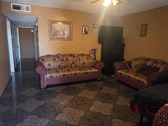 5th image of 617 7th St