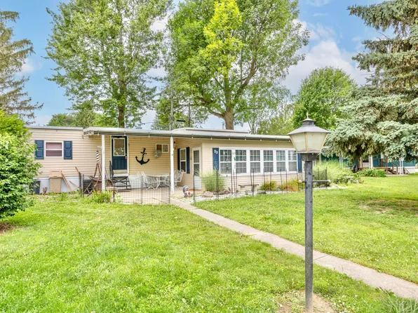 285 N Orchard Island Rd #23, Russells Pt, OH 43348