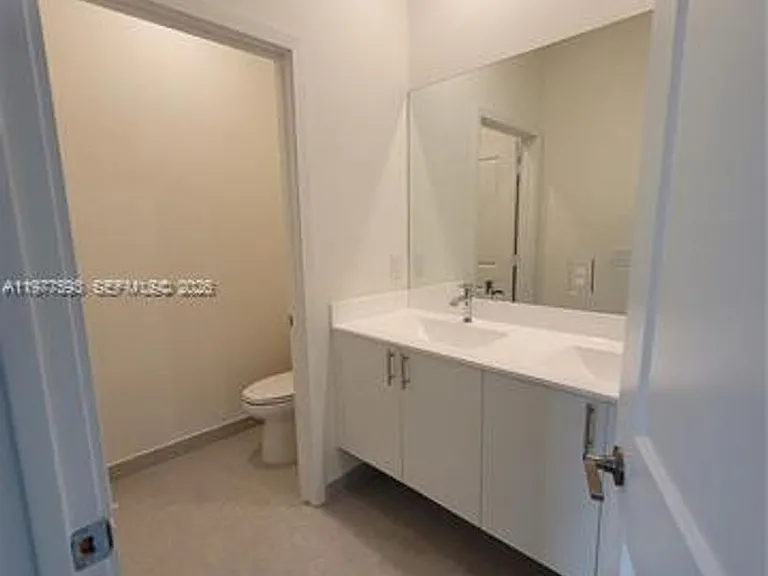 4558 NW 83rd Ave #Townhouse 4558 — Photo 14
