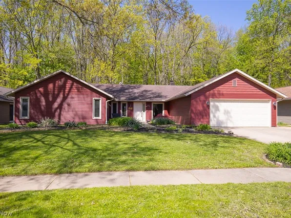 522 Merrimak Dr, Berea, OH 44017