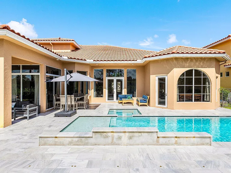 3381 Lago De Talavera — Photo 60