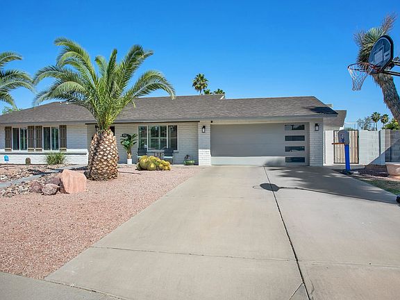 2nd image of 4941 E Waltann Ln