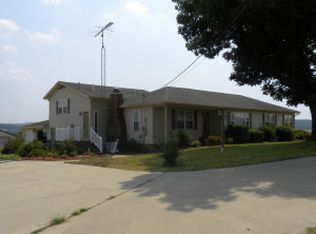 9110 E Rally Hill Rd, Everton, AR 72633