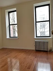 Rented by NYLA Realty