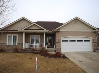 2462 Hart Ave, Des Moines, IA 50320