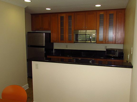 4th image of 8503 Villa La Jolla Dr APT G