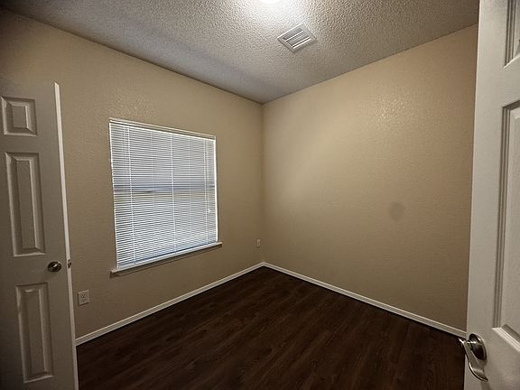 3rd image of 10626 McCombs St APT 8