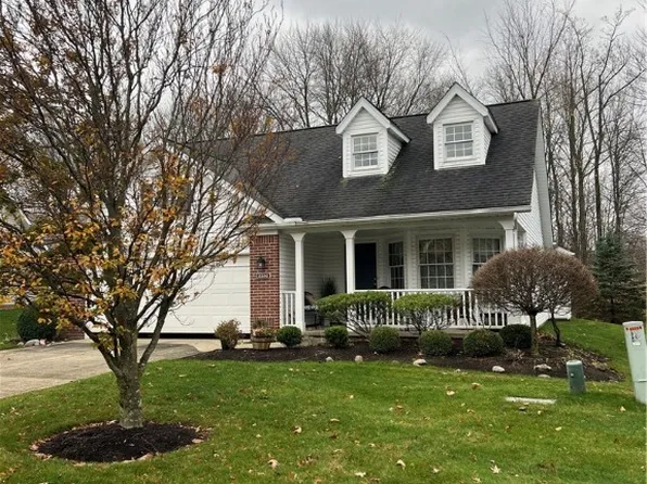 2350 Winesap Dr, Broadview Heights, OH 44147