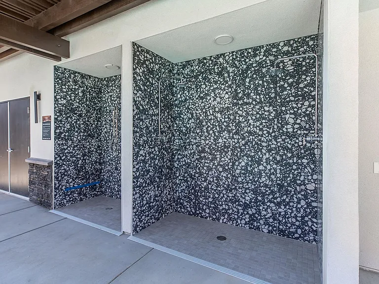 Mossdale Landing - Brand New Apartment Homes — Photo 11