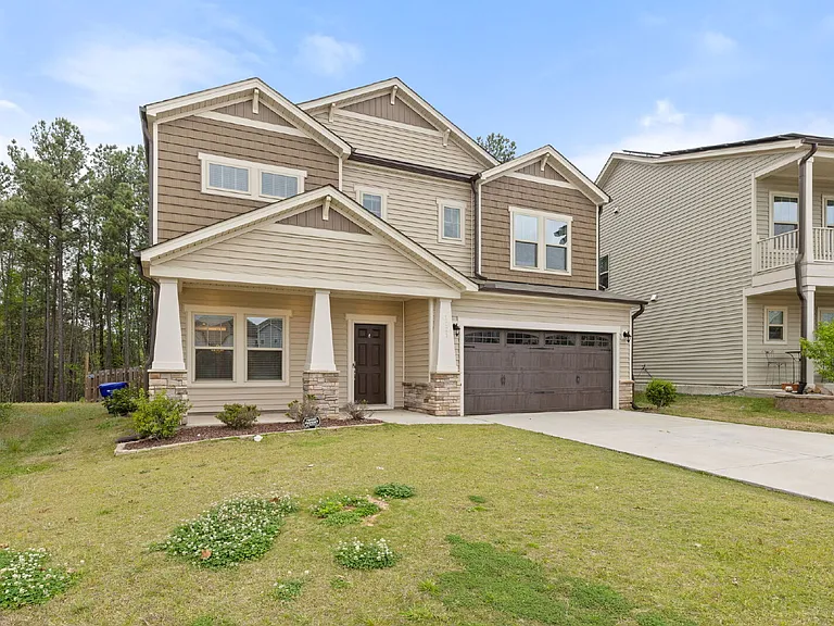 1021 Talbot Pl — Photo 3