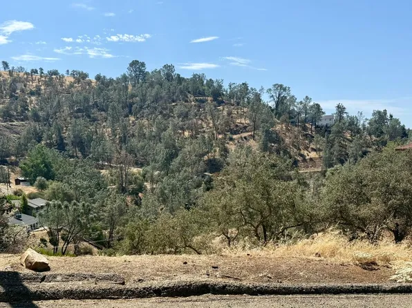 28027 Sky Lake Dr, Friant, CA 93626