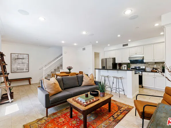 1572 Silver Shadow Dr, Thousand Oaks, CA 91320