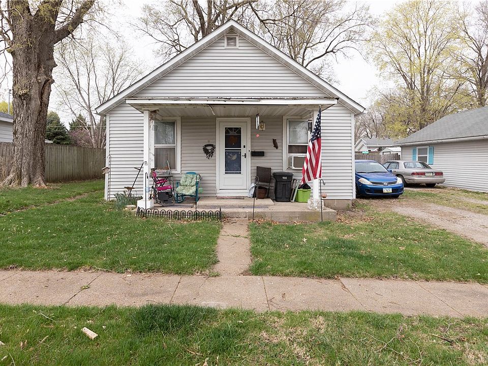 114 S Conrey St, Knoxville, IA 50138 Zillow