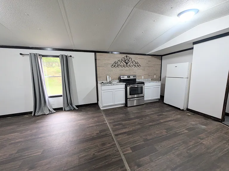 201 Mountain Lake View Dr — Photo 18