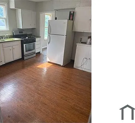 3 bed, 790 sqft, $1,400 — Photo 3