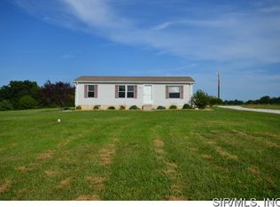 5632 G Rd, Waterloo, IL 62298