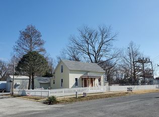 201 N Clinton St, New Athens, IL 62264