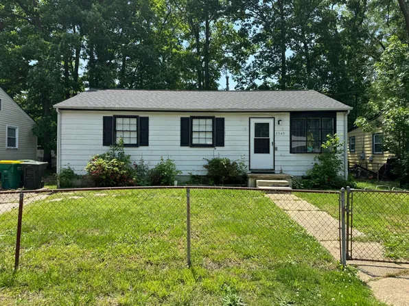 2343 Maclin Cir, Hopewell, VA 23860