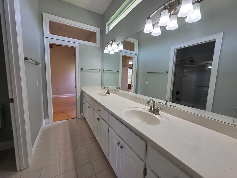 102 Grove Isle Blvd — Photo 31