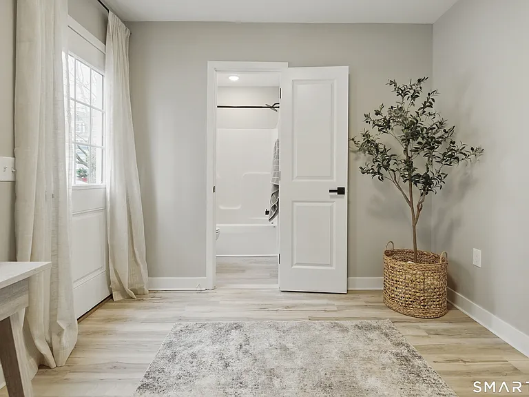 409 Prospect Ave #4 — Photo 18